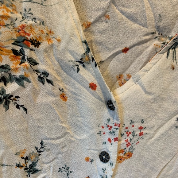 Altar’d state top - Picture 3 of 6